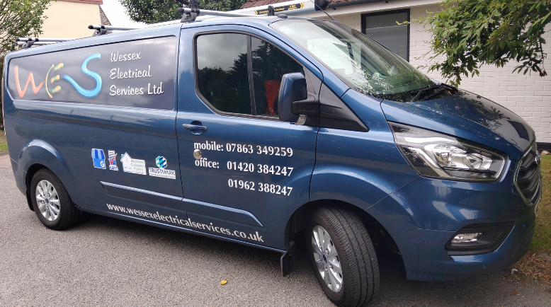 Electrician in Alton Van