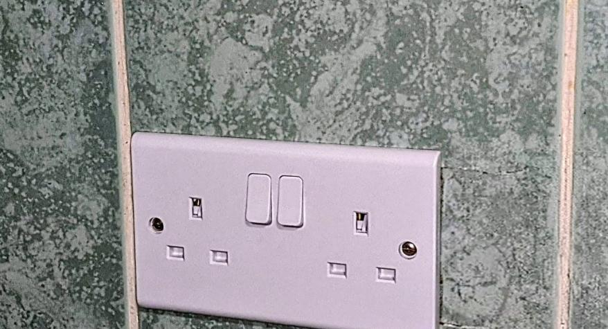Running Out of Plug Sockets in Beech? Here’s the Right Way to Add More