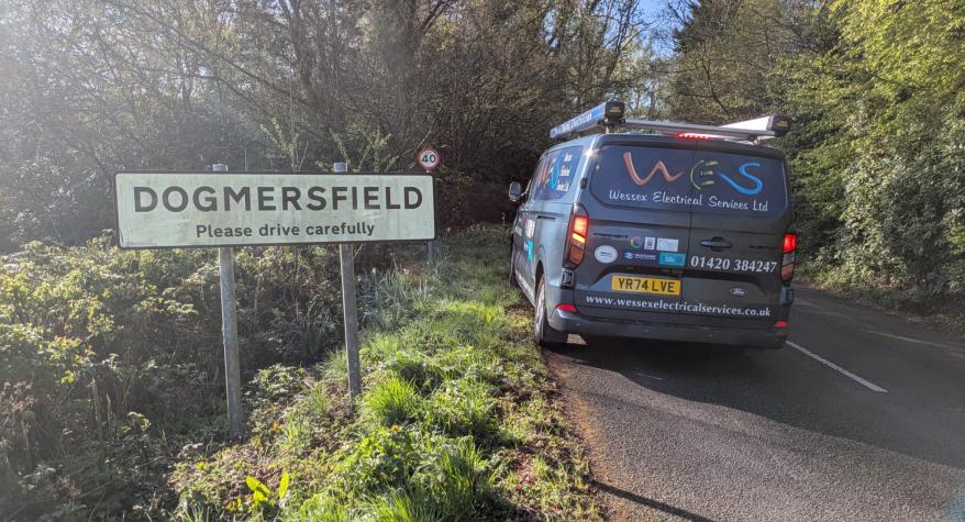 Electrician in Dogmersfield