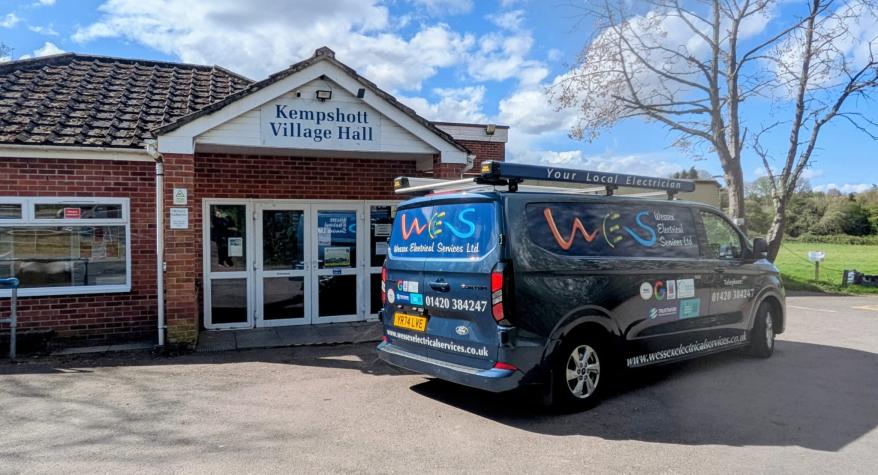 Electrician in Kempshott