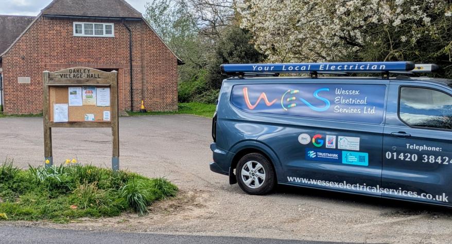 Trusted Electrician in Oakley