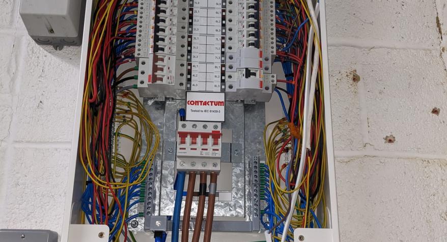 Commercial Distribution Board Replacement In Basingstoke